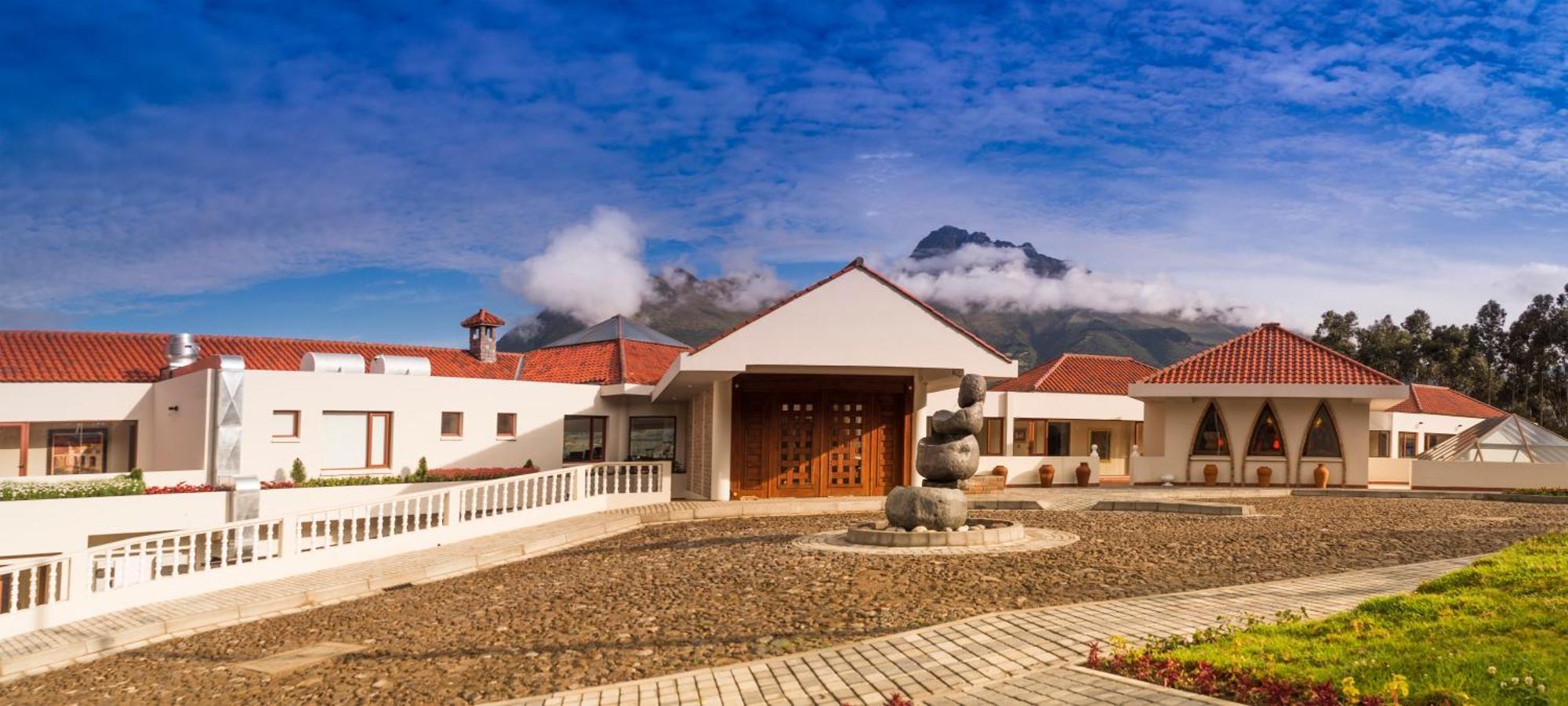 Hotel Medina Del Lago Otavalo Exteriör bild